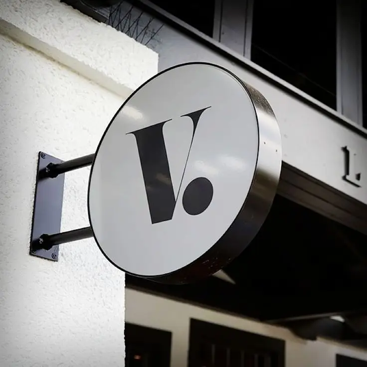 Custom Design Circular Circle Light Box Outdoor Custom Business Signs Store Round Beer Display Sign - Buy Circular Circle Light Box,Custom Business Signs,Round Beer Display Sign Product on Alibaba_com